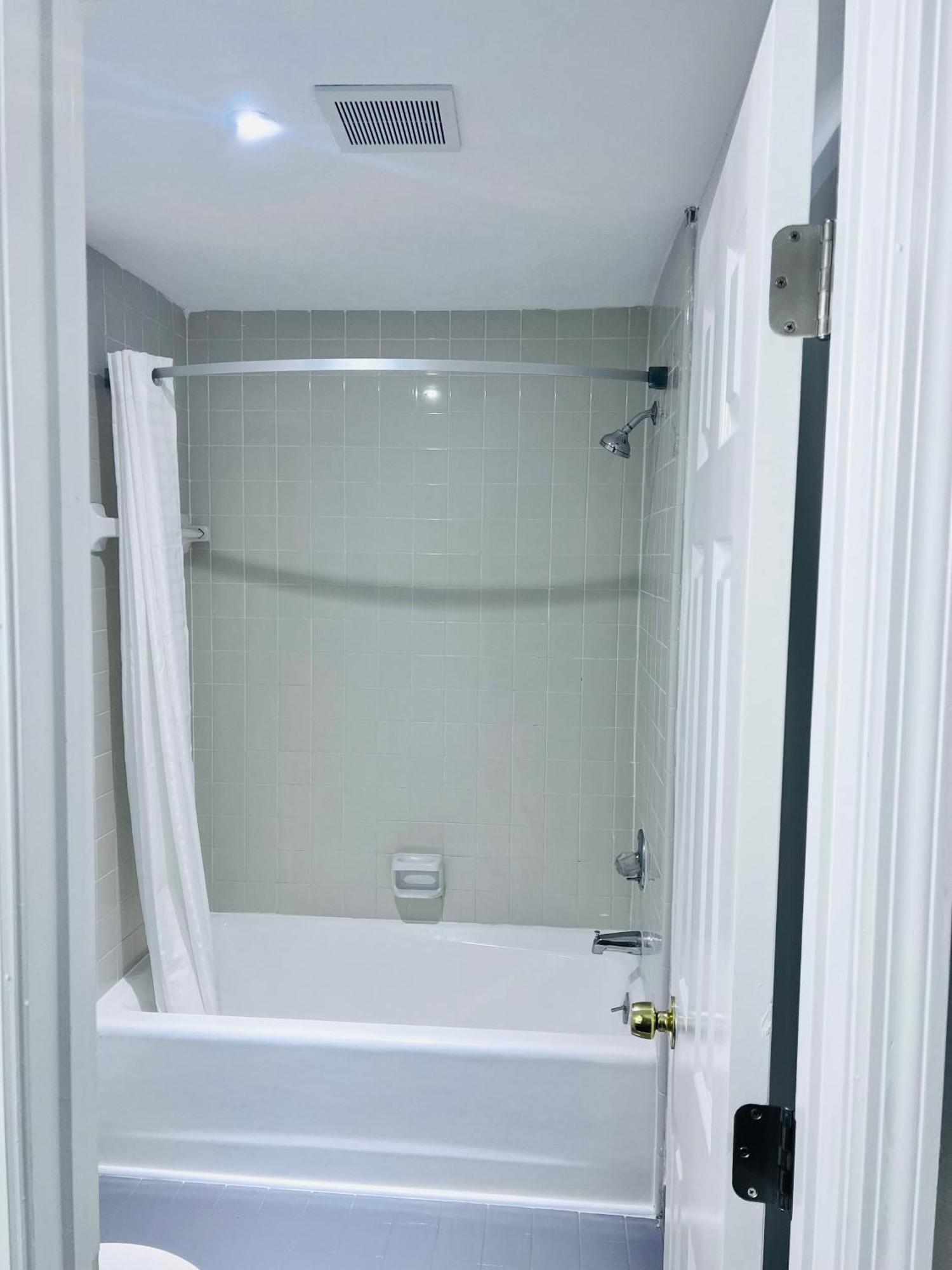 Budgetel Inn & Suites Dillard Bagian luar foto